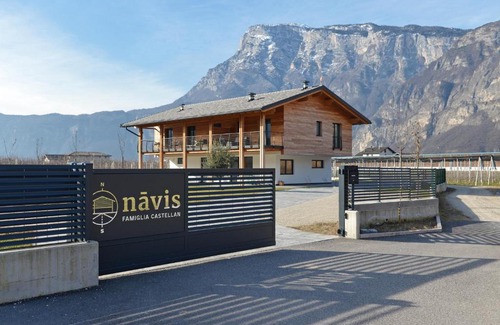 Nave San Rocco Lit Et Petit-Déjeuner | Bed and Breakfast NAVIS