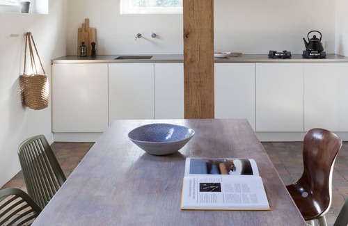 Wintelre Maison | Bed + Barn BRUURS, une grange authentique, un lieu de séjour aux Pays-Bas.
