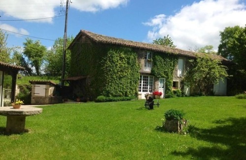 Sonnac Lit Et Petit-Déjeuner | Chambres et Table D'Hôtes l'Oustal à 10min de Figeac