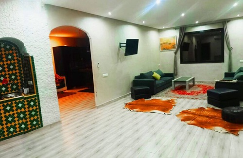 Gueliz Appartement | Bed in Shared rooms with free kitchen & lounge.