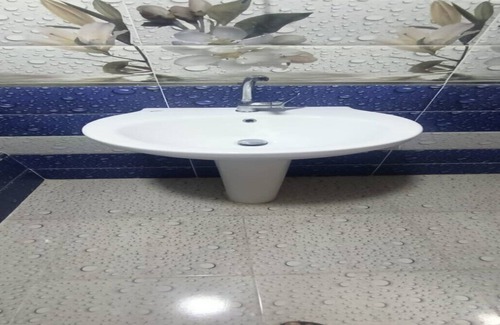 Al-Muntazah Appartement | Bed room in apartement with sea view close to the Nilson island and beach zone