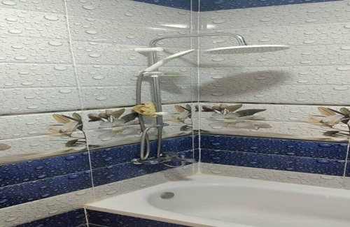 Al-Muntazah Appartement | Bed room in apartement with sea view close to the Nilson island and beach zone