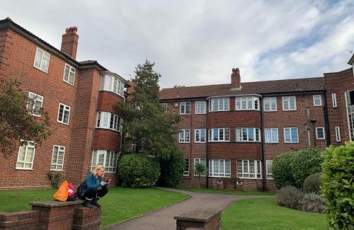 Wallington North Maison | Beddington Park Lodge West