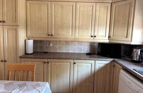 Dunstable Appartement | Bedfordshire Haven: 3-bedroom with Garden