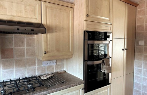 Dunstable Appartement | Bedfordshire Haven: 3-bedroom with Garden