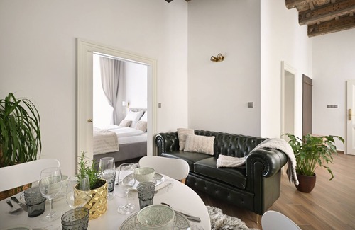 Hradcany Appartement | Bedrich Smetana (Two Double Bedroom Apartment)