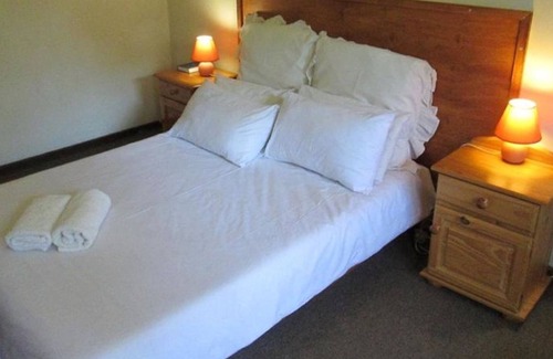 Bayswater Maison | Bedrock B&b - Double Bedroom for friends or couple