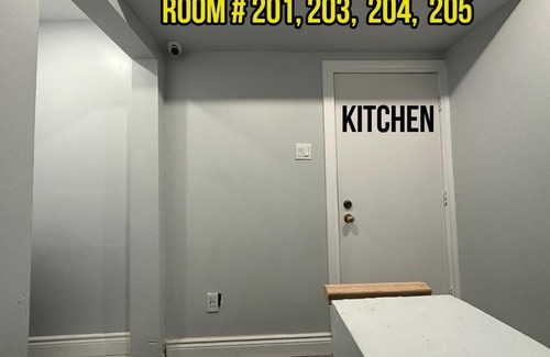 Rockwood Maison | Bedroom for couple with free parking