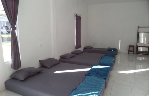 Bangli Lit Et Petit-Déjeuner | Bedroom of 5 pax Gold Kintamani