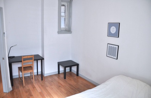 Quartier des Spectacles Appartement | Bedroom to rent in Montreal