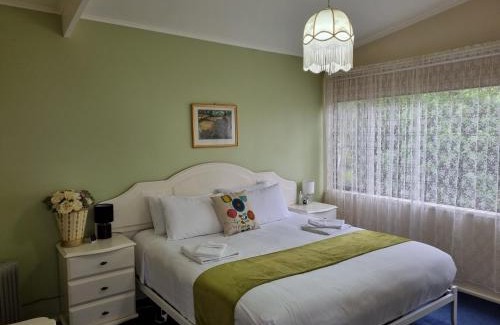 Beech Forest Maison | Beech Forest Cottage (Cozy Otways Accommodation)
