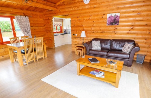 Castle Bytham Cottage | Beech Lodge, GREETHAM, RUTLAND