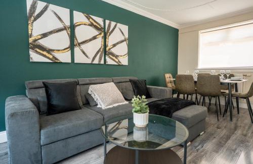 Hamilton Maison | Beechwood House