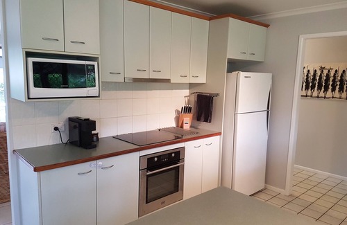 Beerwah Maison | Beerwah House, 3 chambres, piscine, près du zoo d'Australie, Sunshine Coast