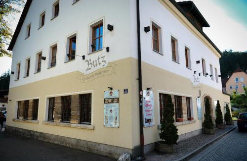Worth an der Donau Hôtel | "beim Butz"