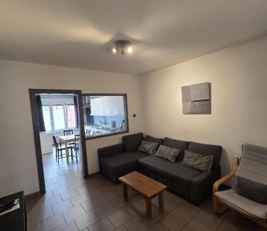 Gosselies Appartement | Bel-étage cosy 2 chambres proche Charleroi-Airport