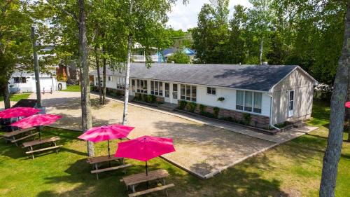Sauble Beach Hôtel | Bel Air Cottages and Motel