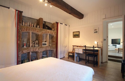 Grisolles Appartement | Bel appartement au Château de Fontanas