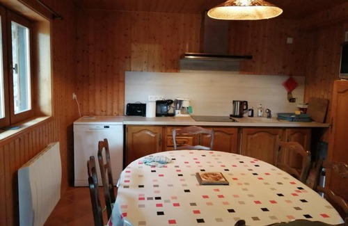 Jarrier Appartement | Bel appartement au rez de chaussée d'un chalet