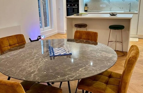 Reims City Centre Appartement | Bel Appartement avec parking au coeur de Reims