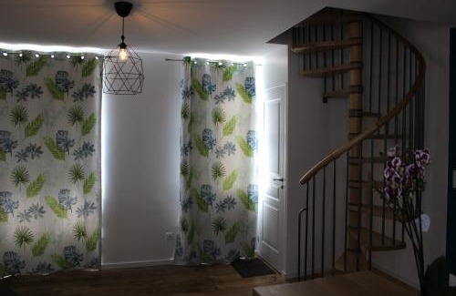 Uzerche Appartement | Bel appartement avec vue sur vézère
