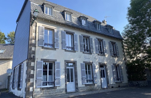 Espinchal Appartement | Bel appartement de 4 personnes au sein d'un ancien hôtel rénové
