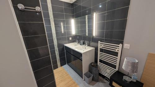 Chassieu Appartement | Bel appartement en RDC avec parking