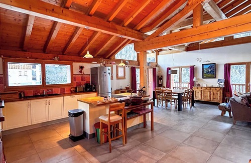 Nancroit Appartement | Bel appartement 110m2 dans chalet authentique à 10min domaine skiable Paradiski