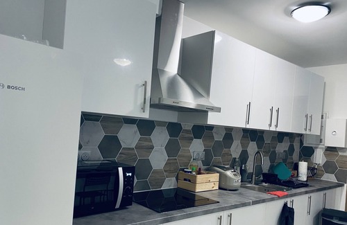 Vitry-sur-Seine Appartement | Appartement parisien neuf: 2 chambres + 4 lits + Parking gratuit » Paris » Orly