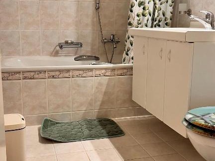 Monthey Appartement | Bel appartement lumineux Monthey Gare deux pièces & cuisine séparée