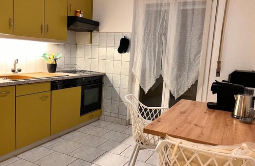 Monthey Appartement | Bel appartement lumineux Monthey Gare deux pièces & cuisine séparée