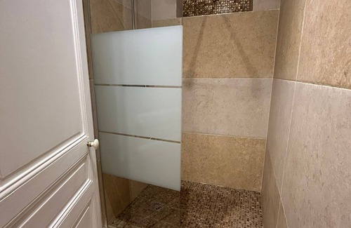 16th Arrondissement Appartement | Bel appartement parisien près du Trocadéro, calme et confortable