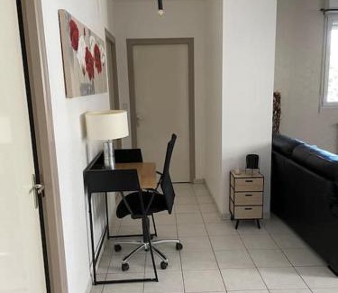 Vesoul Appartement | Bel appartement proche gare - WiFi - parking