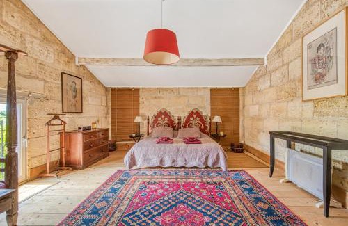 Arveyres Maison | Bel en rouge