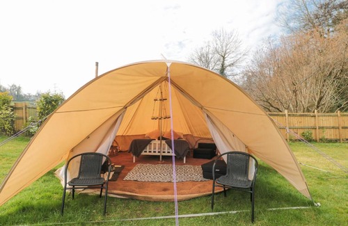 Camerton Maison | Bell tent 3