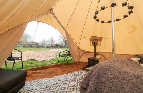 Camerton Maison | Bell tent 3