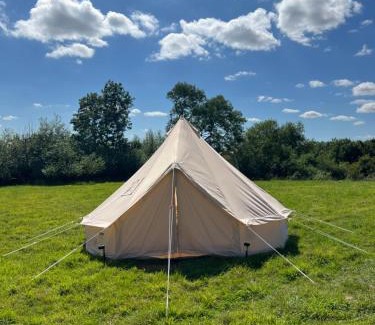 Moreton-in-Marsh Autre | Bell Tent 4m and 7m Fossewold Cotswold Camping