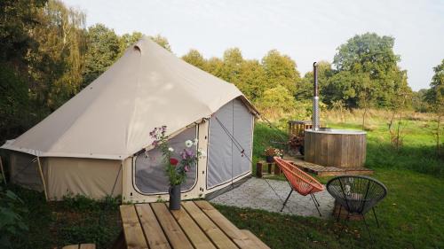 Nederweert-Eind Autre | Bell Tent Deluxe met Hot-tub