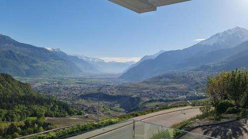 Chandolin-près-Savièse Appartement | Bella Flocon appartements min 2 Nights Special weekly and monthly prices