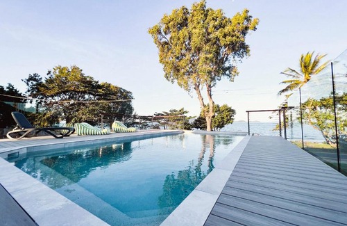 South Mission Maison | Bella Luna Beach Front - 3 bed