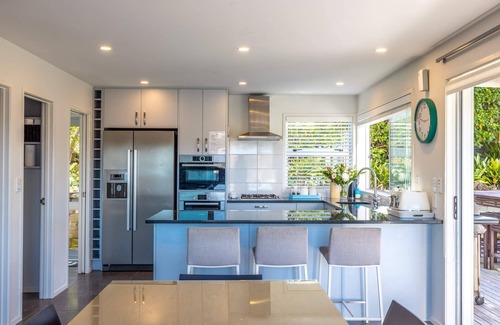 Oneroa Maison | Bella Seven - Stay Waiheke