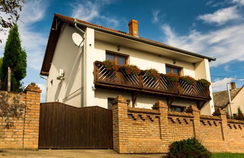 Palkonya Maison | Bella Vendégház Palkonya