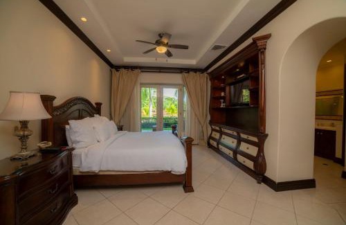 Herradura Appartement | Bella Vista 3F 3 bdr beach club view in Los Suenos