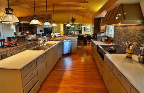 Carpinteria Maison | Bella Vista - Designer Comfort & Court de tennis privé à Carpinteria