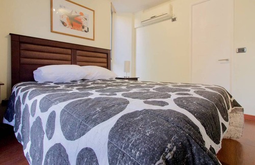 Bellavista Appartement | Bellavista Blanc 1BR - w / Parking, AC & Terrasse