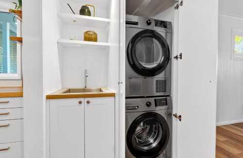 Margate Appartement | BellaVita pet-friendly Oasis in Margate