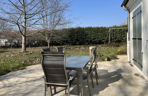 Hautefeuille Appartement | Belle de Brie II - Terrace, family garden at Disneyland Paris