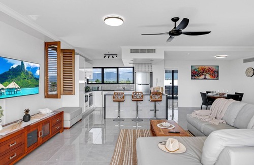 Cairns North Appartement | Belle Escapes Rydges Plaza Esplanade 54 with stunning ocean views