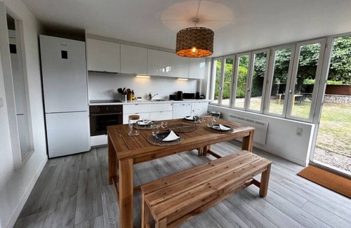 Pressagny-lʼOrgeuilleux Maison | Belle Maison de Campagne Avec Grand Jardin