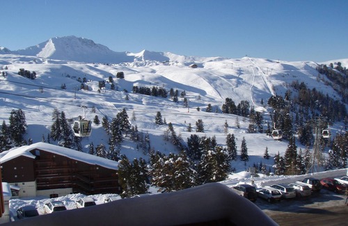 Belle Plagne Appartement | Belle plagne, pied des pistes, Studio divisible,S/O balcon, loc samedi / samedi